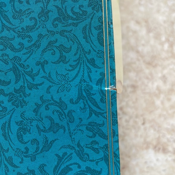 Victorian Elegance Barbie-1994 - Picture 4 of 6